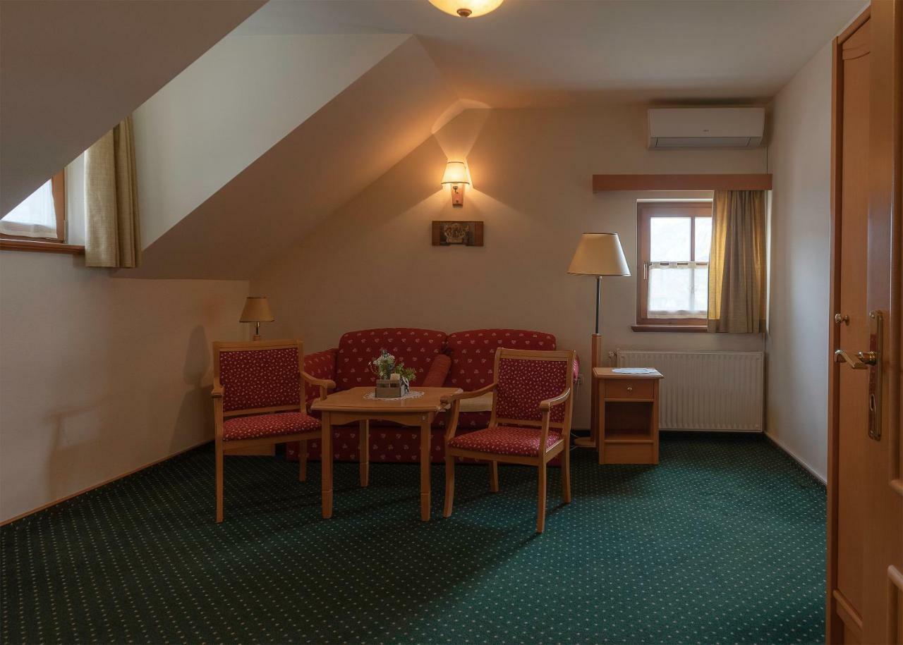 Guesthouse Tulipan Lesce  Zewnętrze zdjęcie